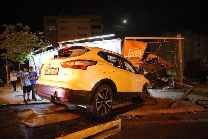 Kahramanmaraş'ta iki otomobilin çarpıştığı kazada 8 kişi yaralandı G2