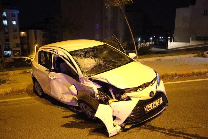 Kahramanmaraş'ta iki otomobilin çarpıştığı kazada 8 kişi yaralandı G3