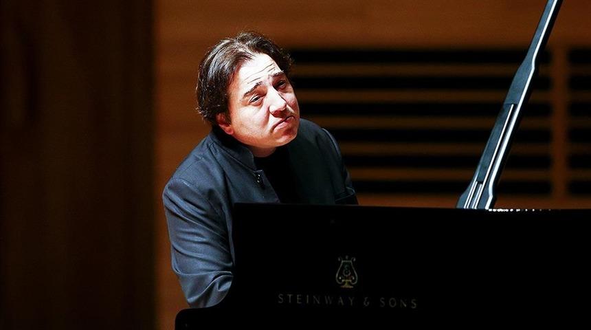 Fazıl Say sessiz sedasız evlendi! Eşi bakın kimmiş