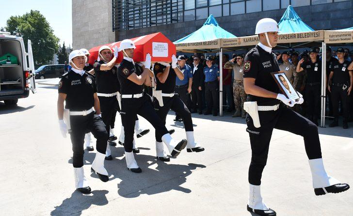 Kahramanmaraş'ta oğlu tarafından öldürülen polis memuru için tören düzenlendi G5