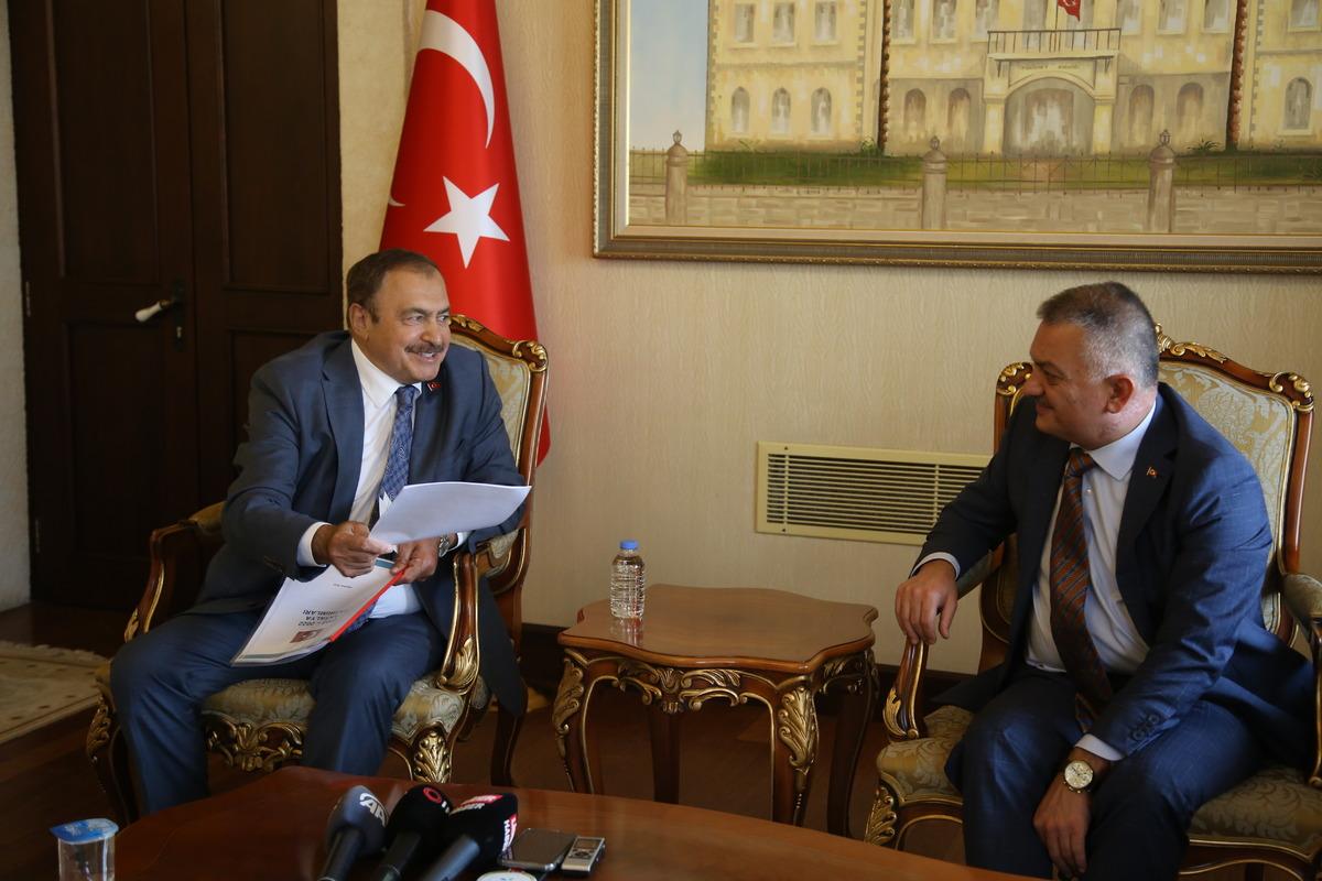 Eski Orman ve Su İşleri Bakanı Eroğlu, Antalya'da ziyaretlerde bulundu: