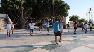 Bodrum'da yüzlerce kişi 30 Ağustos'ta aynı anda zeybek oynayacak