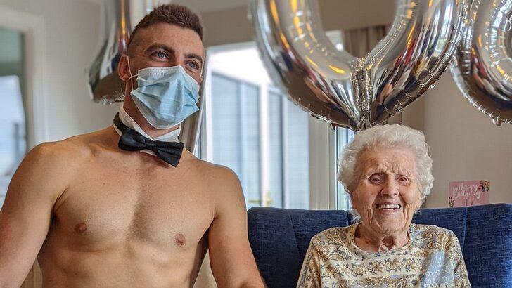 Huzurevinde yaşayan bir kadın, 106. doğum gününde çıplak garson istedi! O anlar sosyal medyada gündem oldu G4