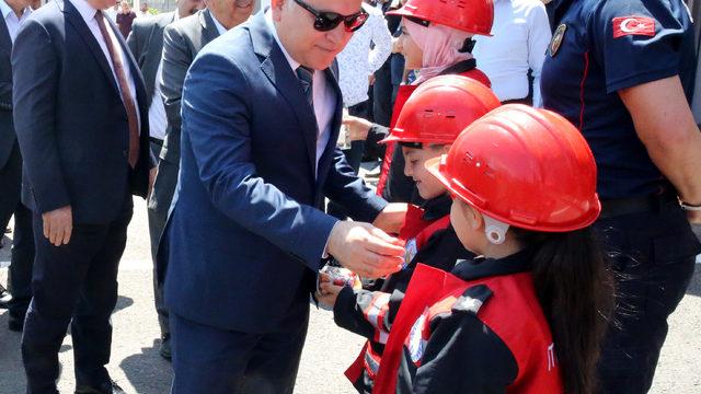 Sivas'ta yeni itfaiye binası hizmete açıldı