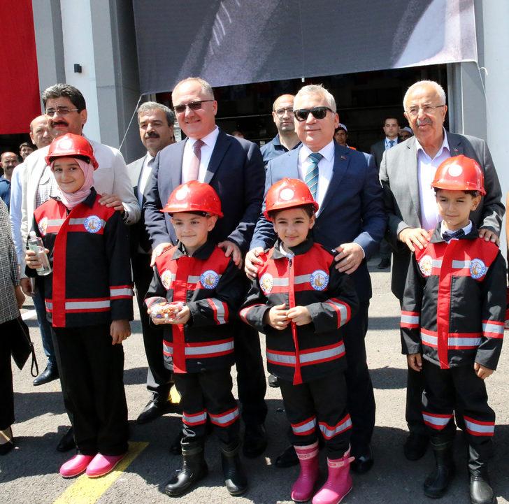 Sivas'ta yeni itfaiye binası hizmete açıldı G2