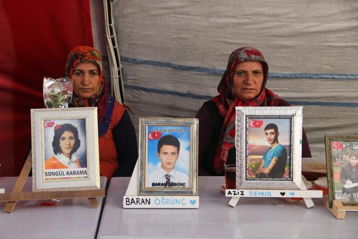 Diyarbakır anneleri bunaltıcı sıcakta evlatları için nöbet tutuyor G5