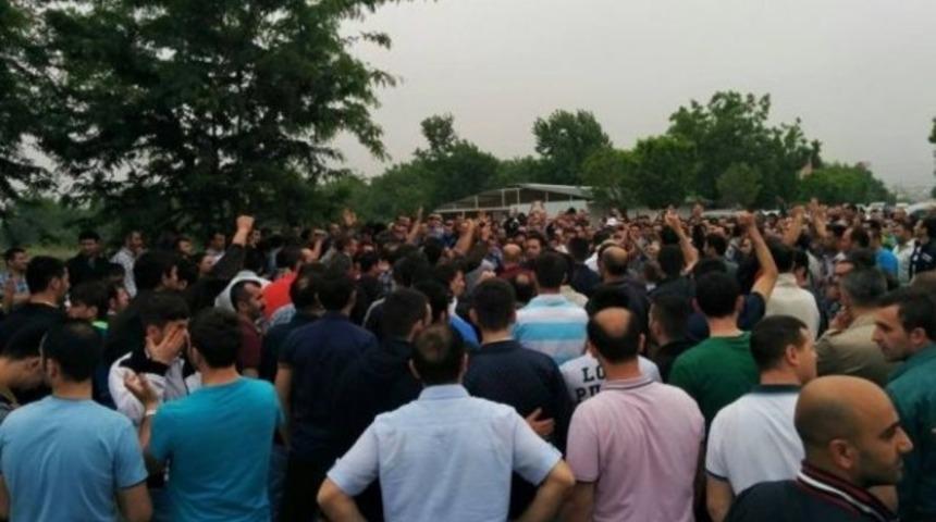 Ford iş&ccedil;ileri grev başlattı, Ford Otosan'da &uuml;retim durdu