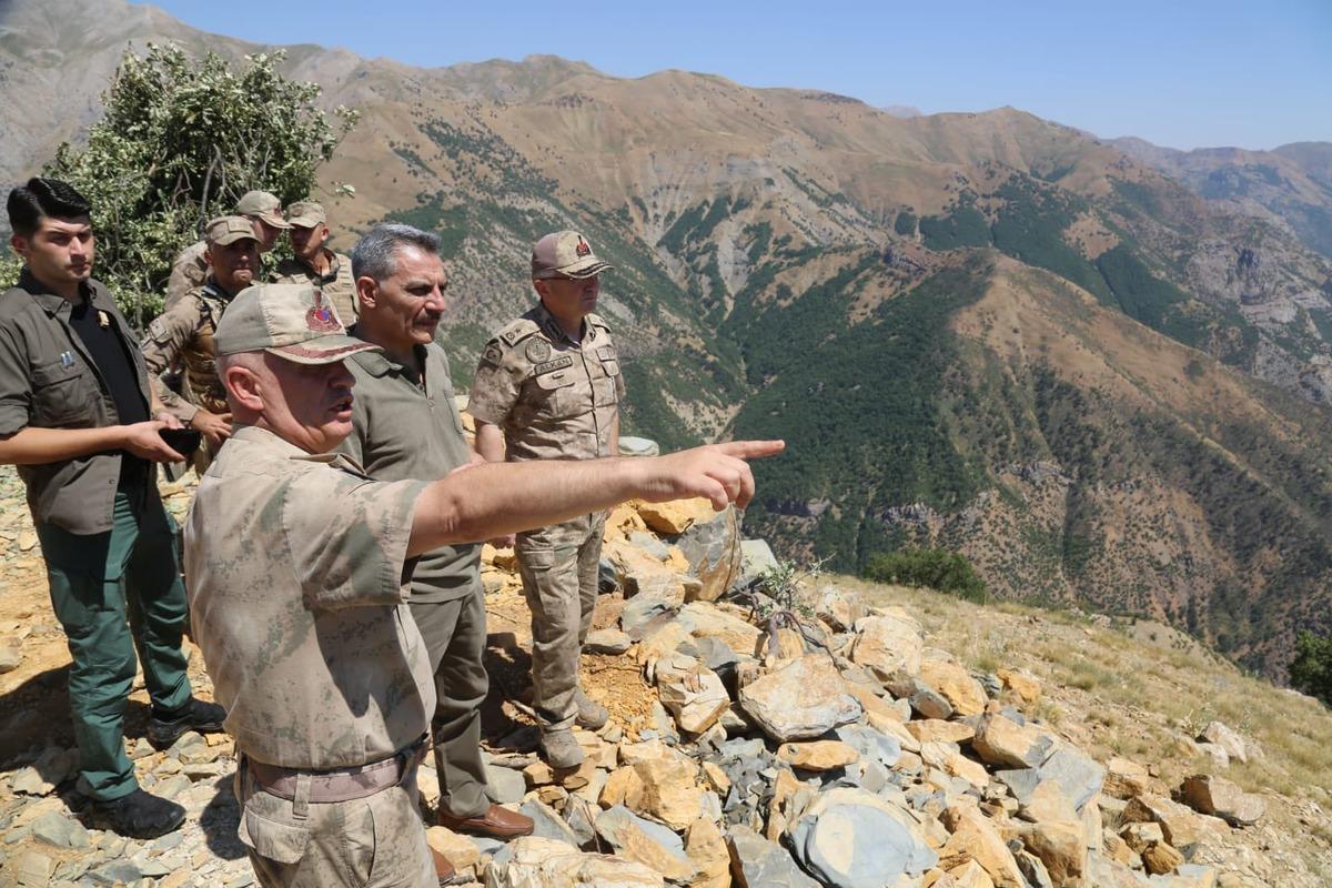 Tunceli Valisi &Ouml;zkan, Kavaklıtepe &Uuml;s B&ouml;lgesi'nde incelemelerde bulundu