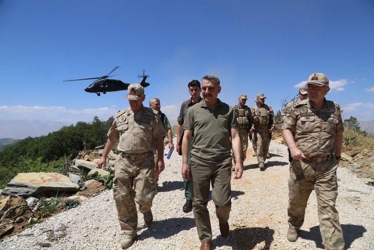 Tunceli Valisi Özkan, Kavaklıtepe Üs Bölgesi'nde incelemelerde bulundu G2