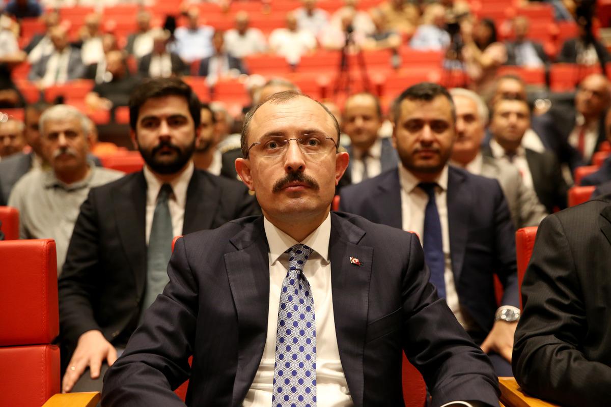 Ticaret Bakanı Muş, Kayseri'de iş insanlarıyla buluştu