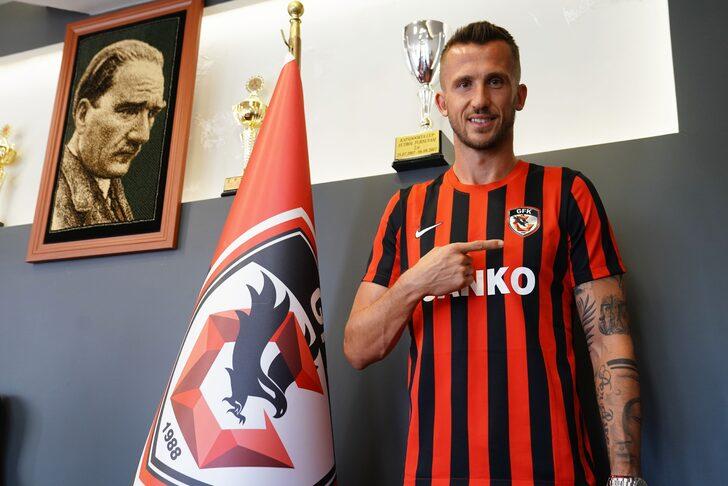 Gaziantep FK, Tomas Pekhart'ı transfer etti G2