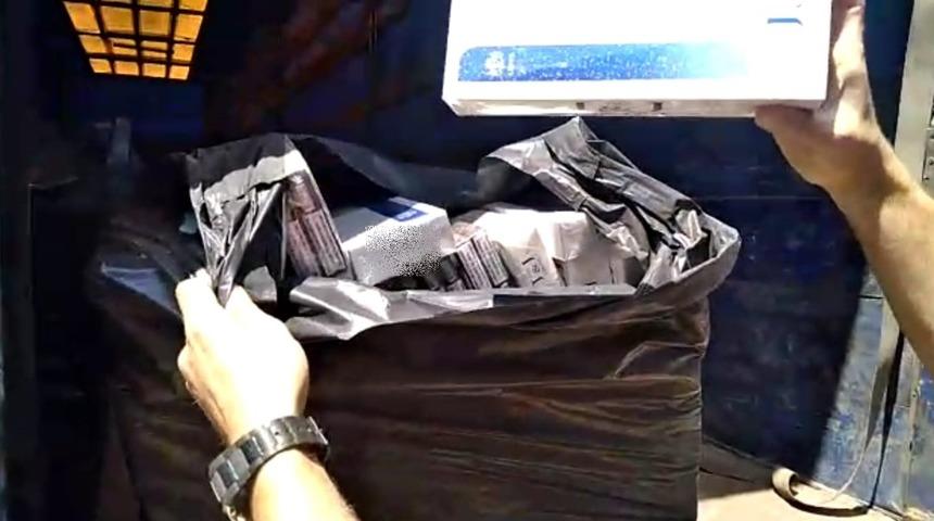 Gaziantep'te bir tırda 2 bin 670 paket kaçak sigara ele geçirildi