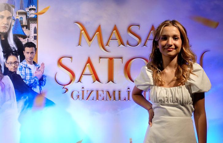 "Masal Şatosu: Gizemli Misafir"in galası yapıldı G4