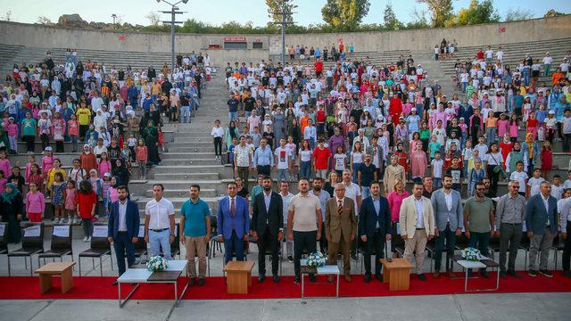 TÜGVA'nın İzmir'deki Yaz Okulu Projesinin finali yapıldı