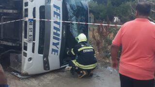 Antalya'da devrilen midibüsteki 19 kişi yaralandı