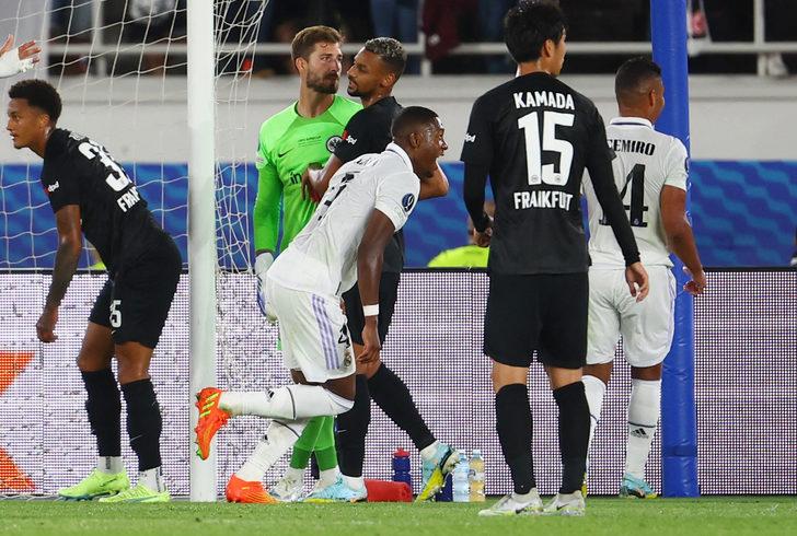 Son dakika: Karim Benzema tarihe geçti, Real Madrid Süper Kupa'yı müzesine götürdü! G2