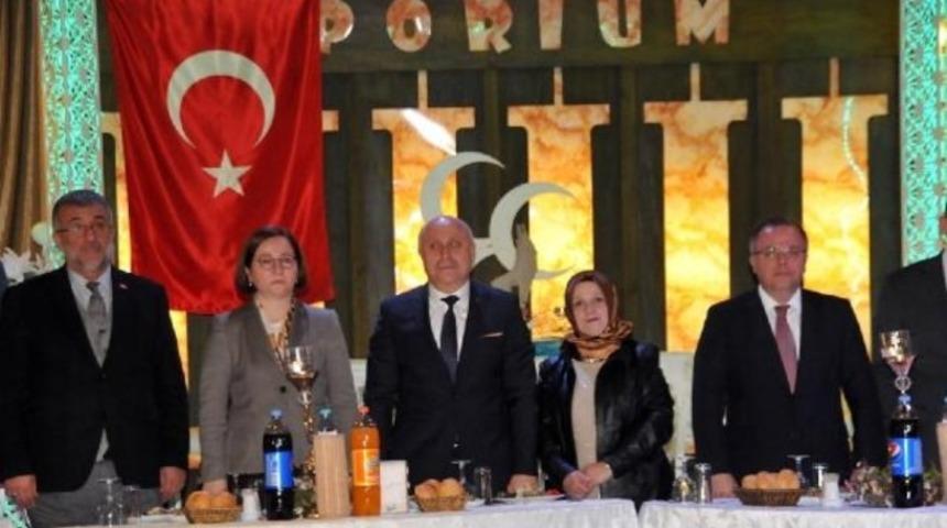 Ruhsar Demirel: "Parti içi muhaliflik milliyetçilik duygusuna yakışmaz"