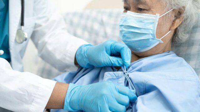 Virüs, Çin'de ateş şikayetiyle hastaneye gidenlerde tespit edildi. 