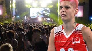 Zeytinli Rock Festivali iptal oldu! Voleybolcu Ebrar Karakurt'tan tepki