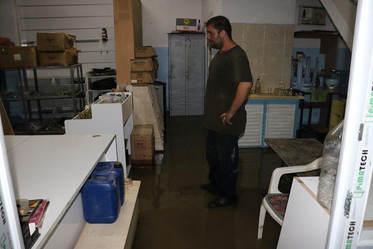 Afyonkarahisar'da sağanak bazı tarım arazilerine zarar verdi G3