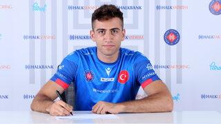 Halkbank, libero Deniz İvgen'i kadrosuna kattı
