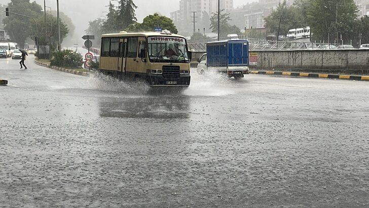 Zonguldak, Kocaeli ve Sakarya'da sağanak etkili oluyor G4