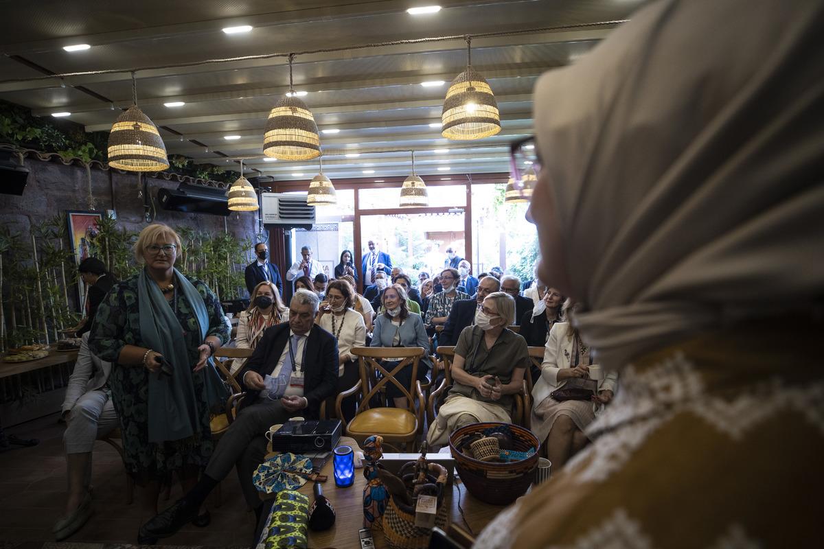 T&uuml;rkiye'nin Afrika b&uuml;y&uuml;kel&ccedil;ileri Afrika Evi'ni ziyaret etti