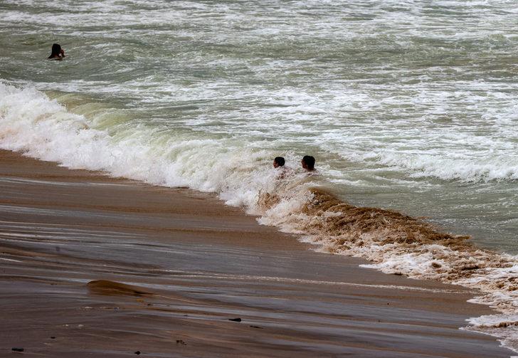 GRAFİKLİ - İstanbul'un Karadeniz'e açılan sahillerindeki tehlike: "Rip akıntısı" G1