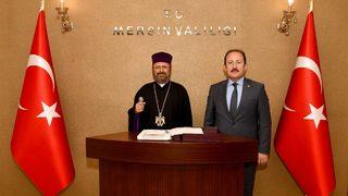 Türkiye Ermenileri Patriği Maşalyan Mersin Valisi Pehlivan'ı ziyaret etti