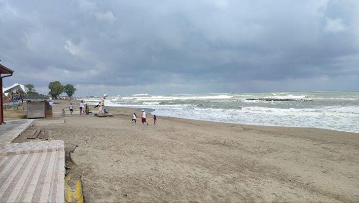 Sakarya ve Kocaeli sahillerinde denize girmek yasaklandı G2