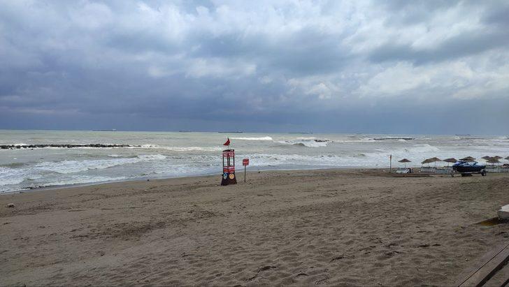 Sakarya ve Kocaeli sahillerinde denize girmek yasaklandı G4