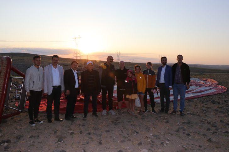 "Kayseri'nin Kapadokyası" Soğanlı Vadisi'nde sıcak hava balonu uçuşları başladı G3