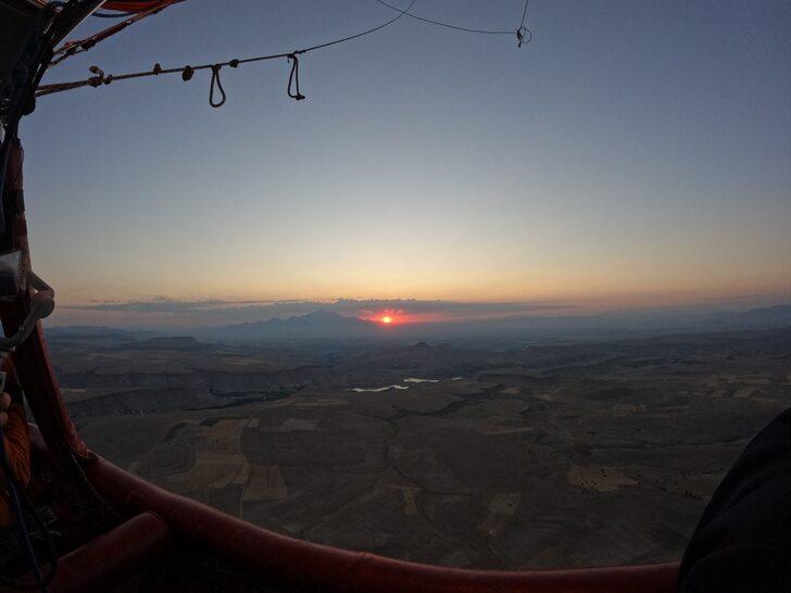 "Kayseri'nin Kapadokyası" Soğanlı Vadisi'nde sıcak hava balonu uçuşları başladı G5