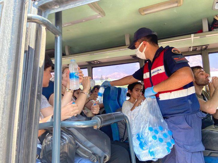 Antalya'da 160 düzensiz göçmen yakalandı G3