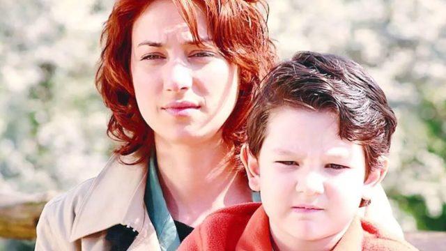 Bir zamanların en çok izlenen dizisi Aliye’nin küçük oyuncusu Arda’yı görenler tanıyamadı! İşte Ayberk Koçar’ın yeni hali