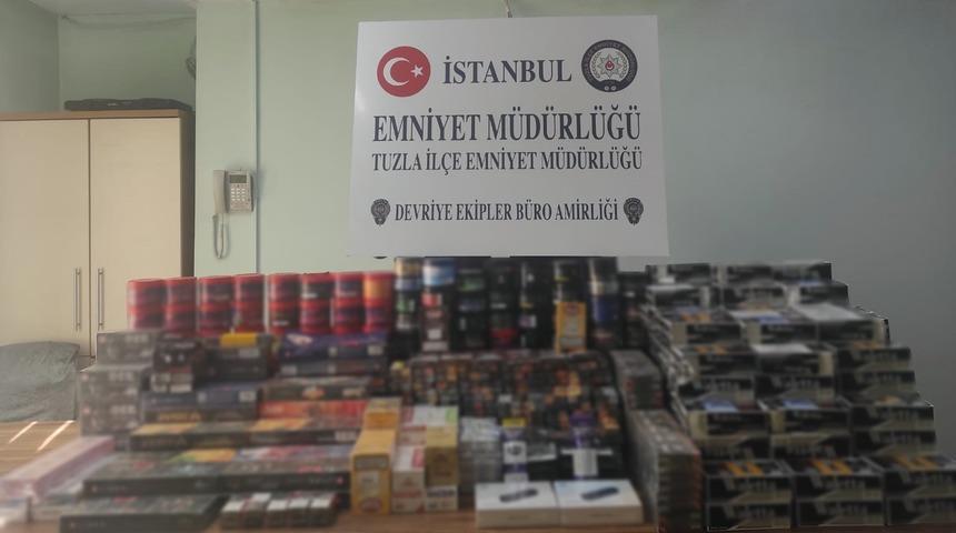 Tuzla'da iş yerinden sigara ve tütün çalan 3 şüpheli yakalandı