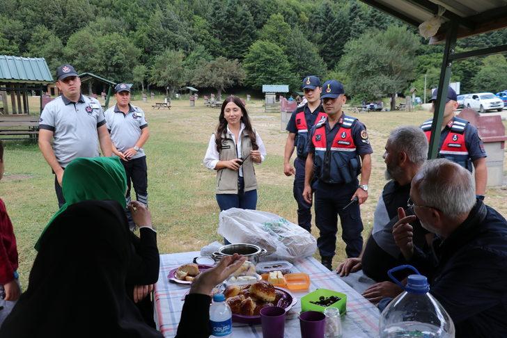 Abant'ta tatilciler orman yangınlarına karşı uyarıldı G2