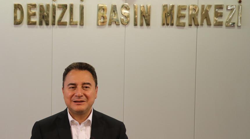 DEVA Partisi Genel Başkanı Babacan, Denizli'de gazetecilerle buluştu