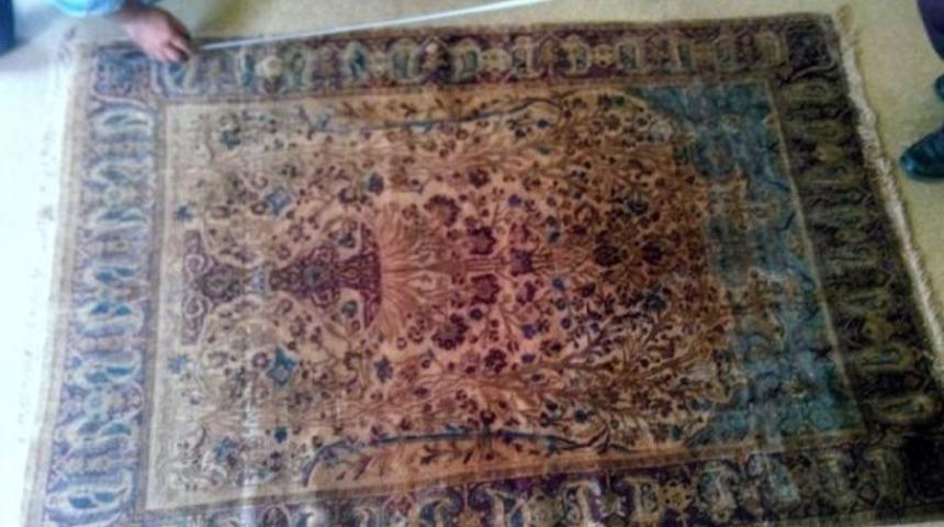 Jandarmanın dikkati, tarihi halıları kurtardı