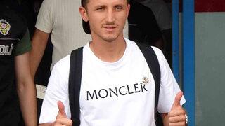 Trabzonspor'un yeni transferi Enis Bardhi kente geldi! İşte ilk sözleri