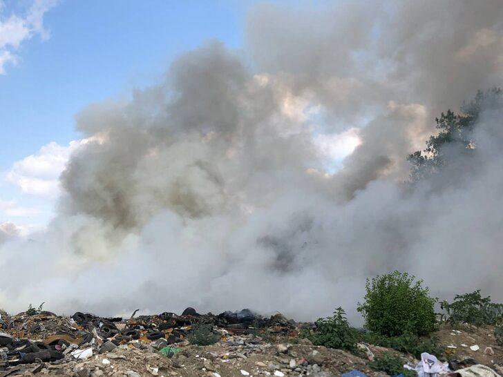 GÜNCELLEME - Bursa'da hurdalıkta çıkan yangın kontrol altına alındı G5