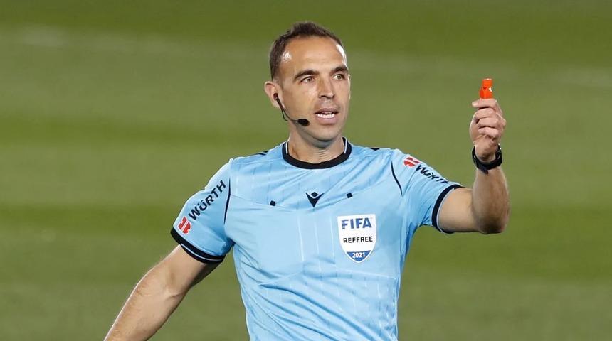 Konyaspor Vaduz maçının hakemi Guillermo Cuadra Fernandez kimdir? Guillermo Cuadra Fernandez nereli ve kaç yaşında?