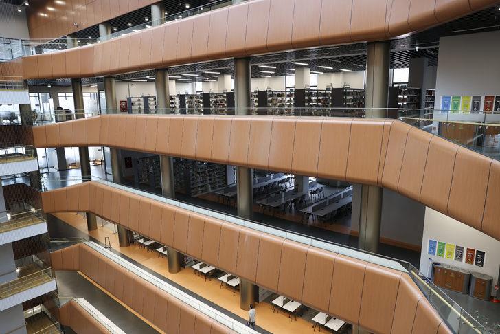 İstanbul Medeniyet Üniversitesi 3 bin kişilik modern kütüphanesine kavuşuyor G5