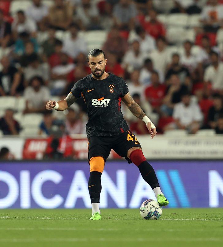 SON DAKİKA: Okan Buruk Giresunspor maçı öncesi öyle bir şey yaptı ki! İşte Galatasaray'ın Giresunspor maçı 11'i G4