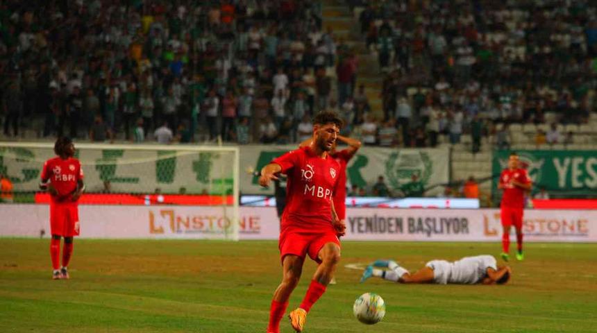 Konyaspor, UEFA Avrupa Konferans Ligi'ne, 3 dakikada yediği 2 golle veda etti