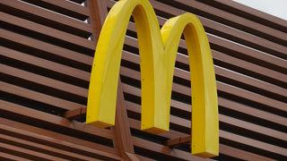 McDonald's duyurdu! Restoranlarını yeniden açmaya başlayacak...