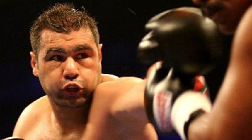 Sinan Şamil Sam kimdir?