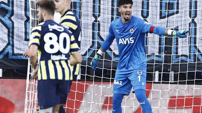 Altay Bayındır'dan taraftarlara mesaj var! ''Kayıplar da olacak ama...''