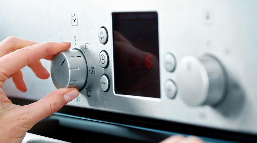 Fırınınız varsa mutfaktaki bir eşyayı çöpe atabilirsiniz! Az bilinen ayar sayesinde yemekleriniz daha sağlıklı