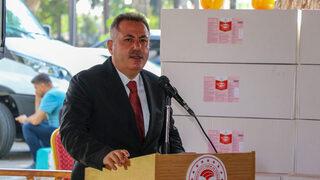 Adana'da üreticilere Akdeniz meyve sineğine karşı tuzak dağıtıldı